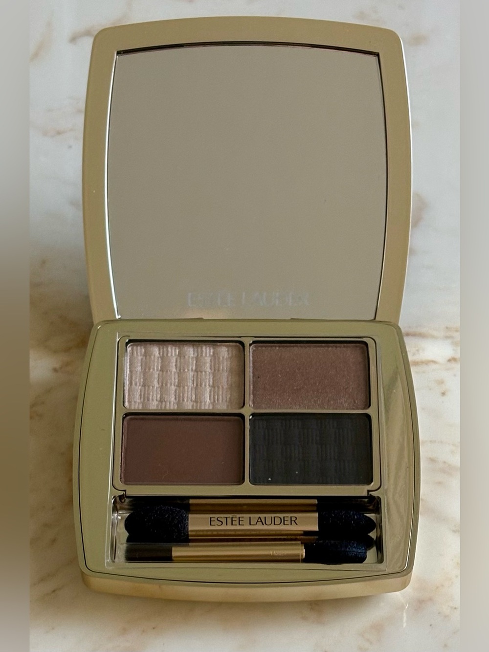 Estée Lauder Prenup Essential Eyeshadow Quad - Picture 5 of 8